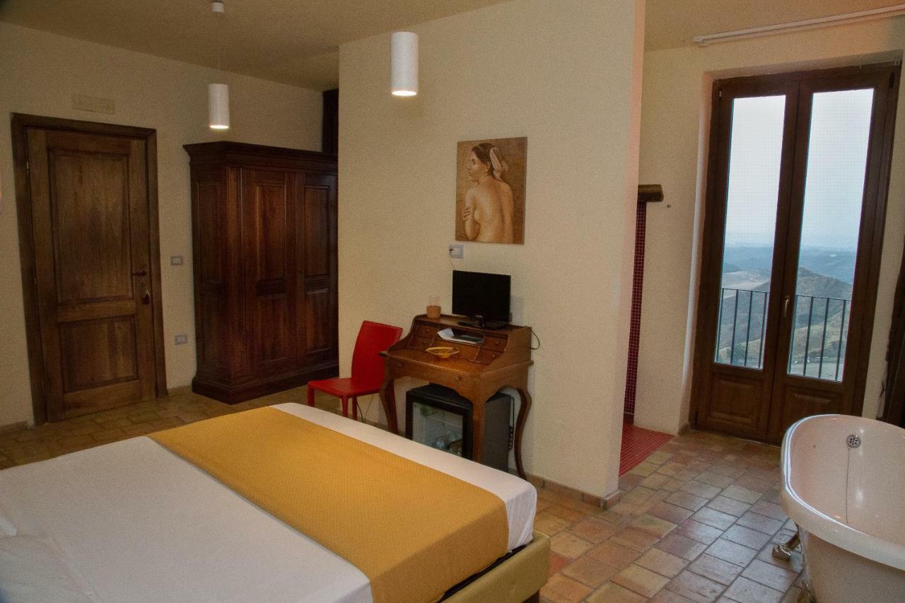 Relais Hotel Palazzo Castriota Corigliano Calabro Esterno foto